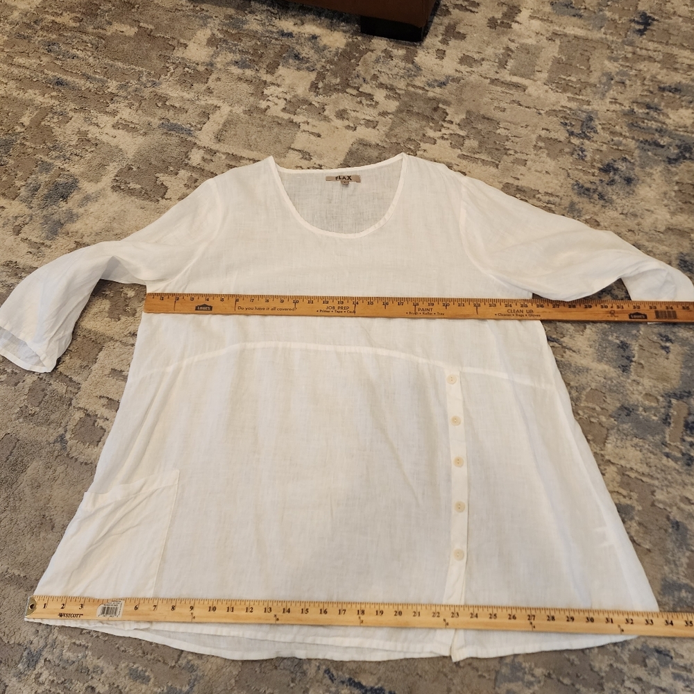 Flax White Linen tunic long sleeve top. Pocket. Button side. Size large. - Picture 15 of 16